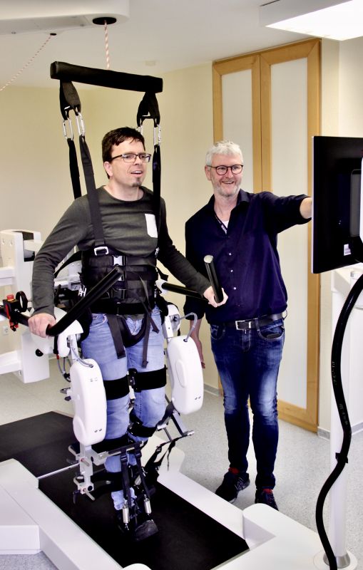 роботизированные ортезы
робот для ходьбы