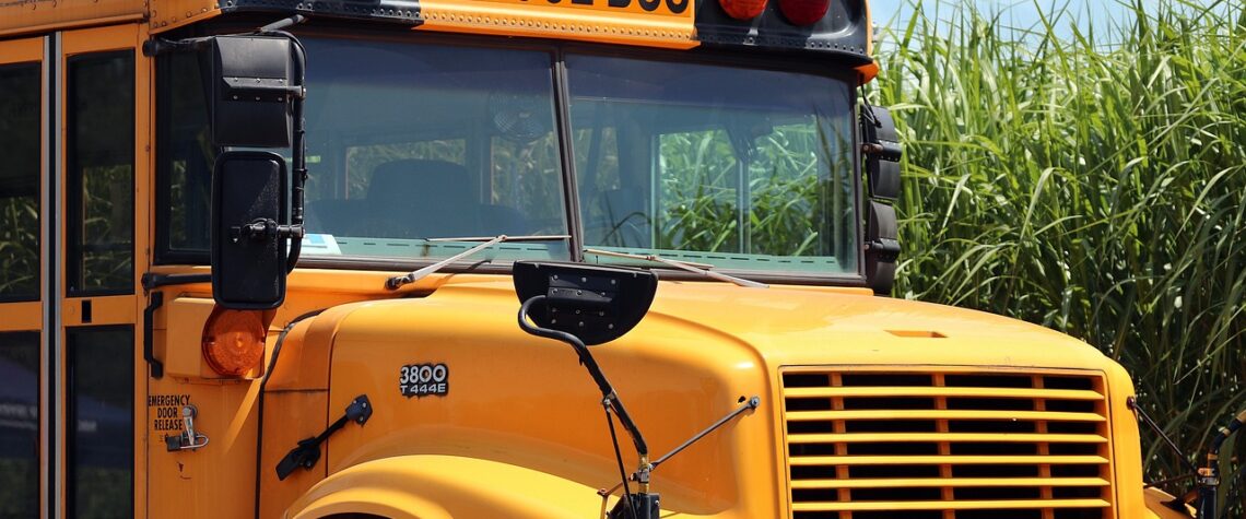 Школьные автобусы бесплатно ездить по платным дорогам