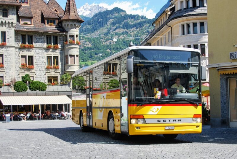 Школьные автобусы бесплатно по платным дорогам