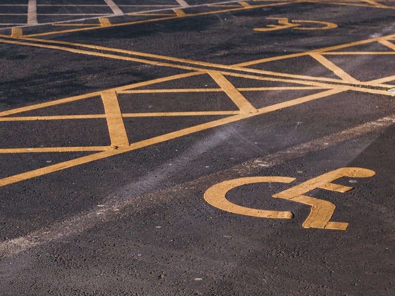 парковочные места для инвалидов